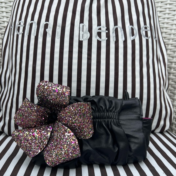 RARE Henri Bendel Orchid Black Leather Clutch - Picture 3 of 12